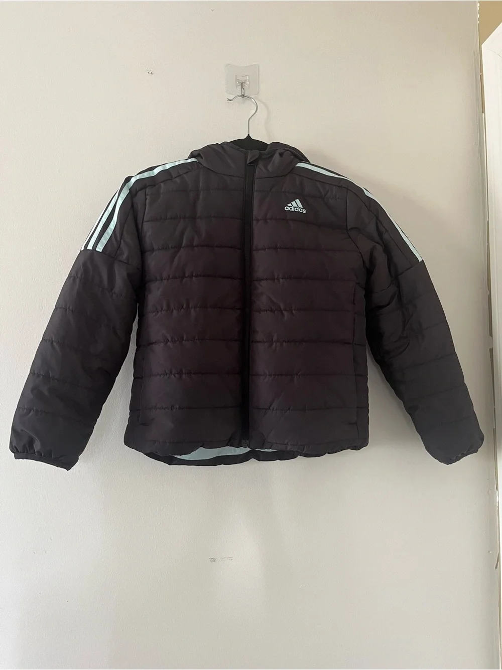 Adidas Boys Black Blue Hooded Puffer Jacket Small 3 Stripe Full Zip Winter Coat